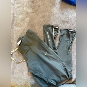 Nike running pants reflective mesh vents large